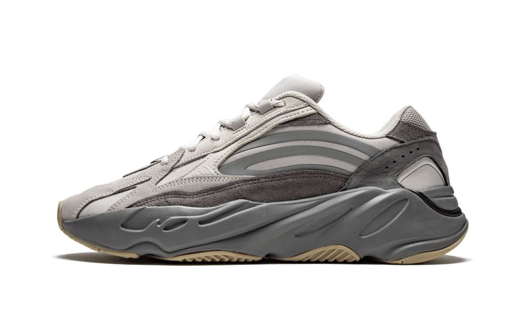 ADDS Yeezy Boost 700 Tephra