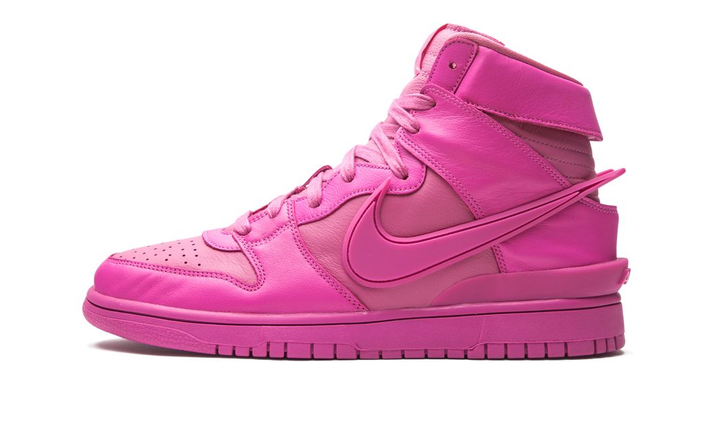 NK Dunk High Ambush Active Fuchsia