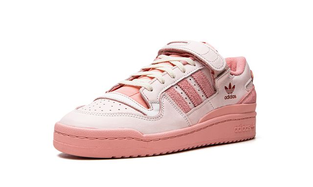 ADDS Forum 84 Low Pink at Home