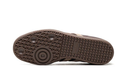 ADDS Samba Maroon Crystal