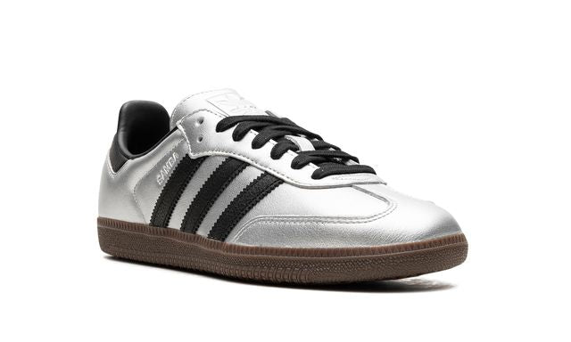 ADDS Samba Silver Metallic Black Gum