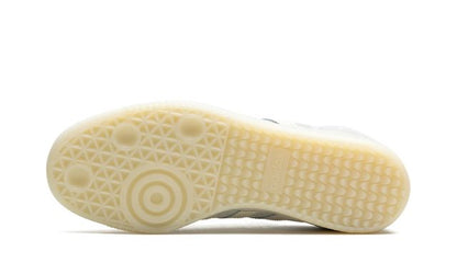 ADDS Samba Wonder Silver Chalk White Off White