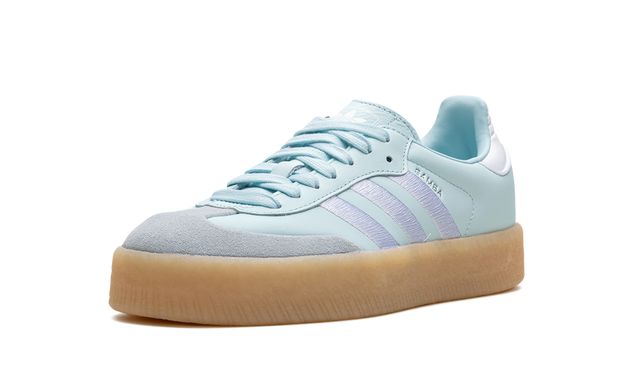 ADDS Sambae Almost Blue Silver Metallic Gum