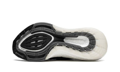 ADDS Ultraboost  21 Black White