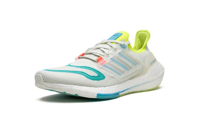 Adidas UltraBoost 22 Sky Mint Rush