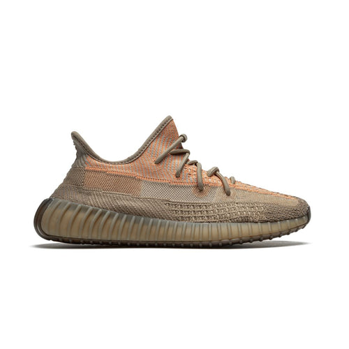Fügt Yeezy 350 V2 Sand Taupe hinzu