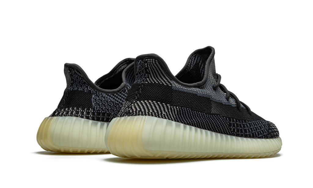 Fügt Yeezy Boost 350 V2 Carbon hinzu 
