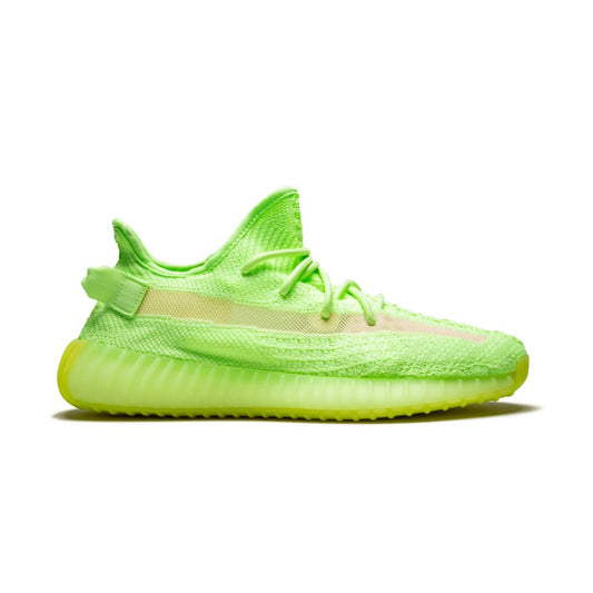 Fügt Yeezy Boost 350 V2 Glow hinzu 