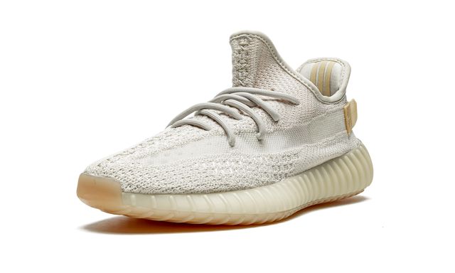 Fügt Yeezy Boost 350 V2 Light hinzu