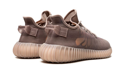 Fügt Yeezy Boost 350 V2 Mono Mist hinzu 