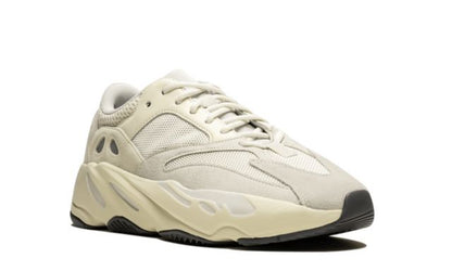 ADDS Yeezy Boost 700 Analog