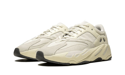 ADDS Yeezy Boost 700 Analog