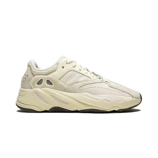 ADDS Yeezy Boost 700 Analog