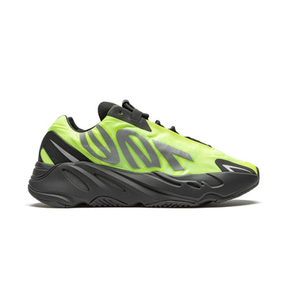 Fügt Yeezy Boost 700 MNVN Phosphor hinzu 