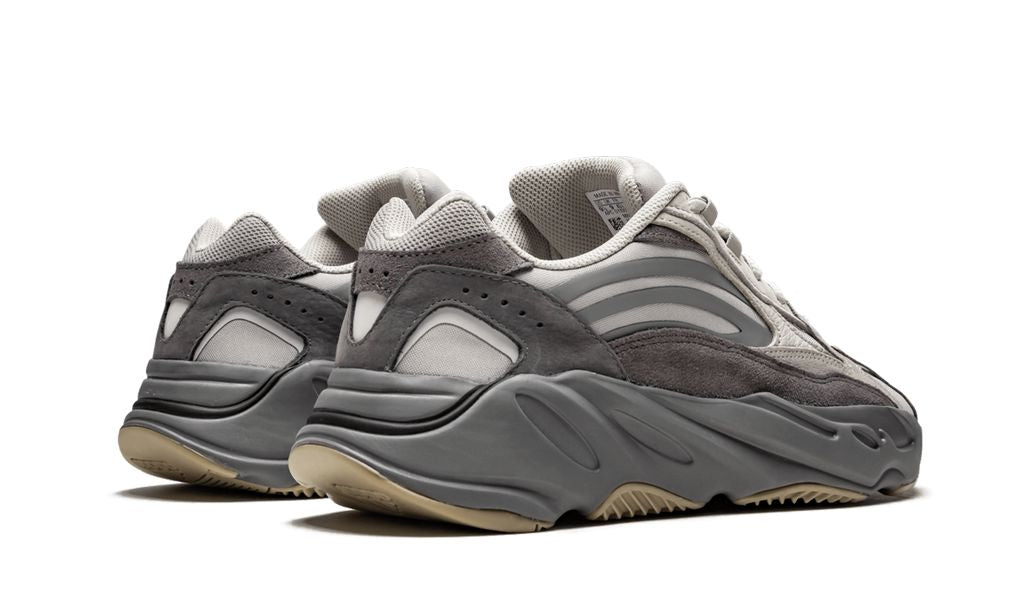 ADDS Yeezy Boost 700 Tephra