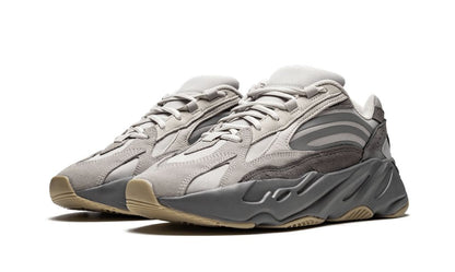 ADDS Yeezy Boost 700 Tephra