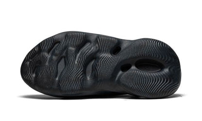 ADDS Yeezy Foam RNNR Mineral Blue