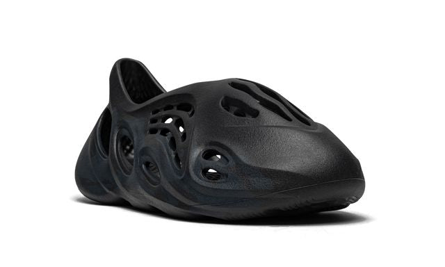 ADDS Yeezy Foam RNNR Mineral Blue