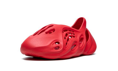 ADDS Yeezy Foam RNNR Vermillion