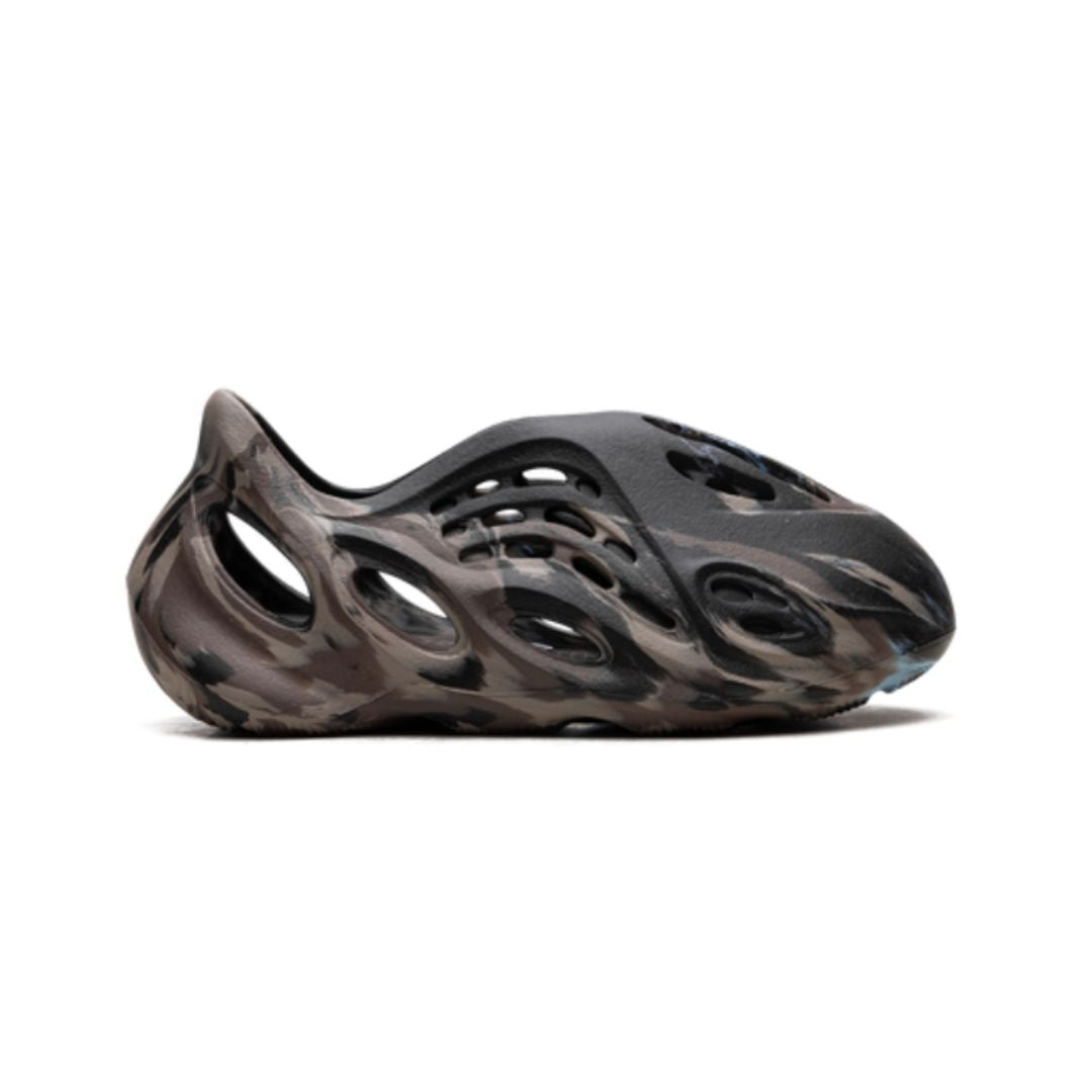 ADDS Yeezy Foam RNR MX Cinder