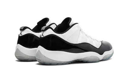 Air Jordan 11 Retro Low Concord