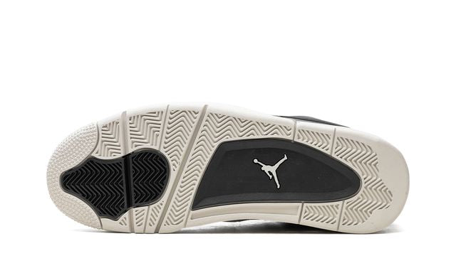 Air Jordan 4 RM Light Bone