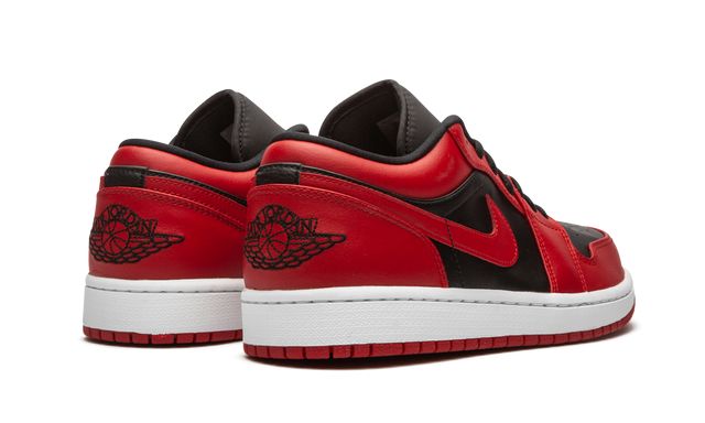 Jordan 1 Low Bred Toe Red