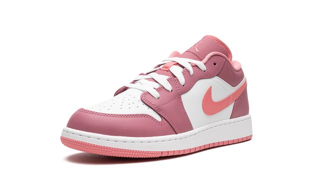 Jordan 1 Low Desert Berry