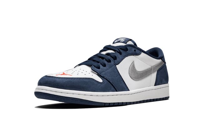 Jordan 1 Low SB MidNight Navy