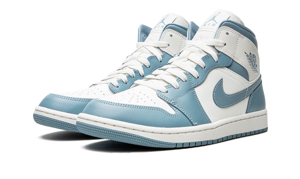 Jordan 1 Mid UNC