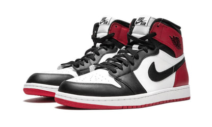 Jordan 1 Retro High Black Toe