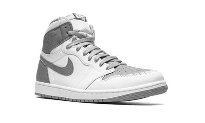Jordan 1 Retro High OG Stealth