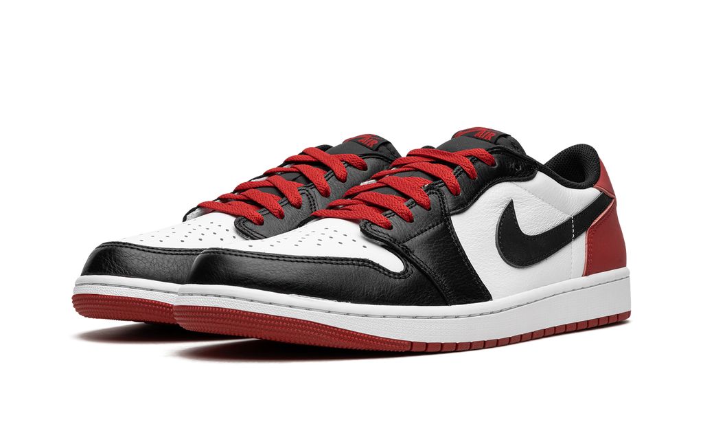 Jordan 1 Retro Low  Black Toe