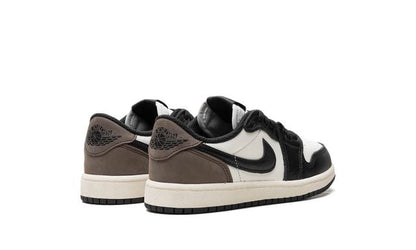 Jordan 1 Retro Low Mocha