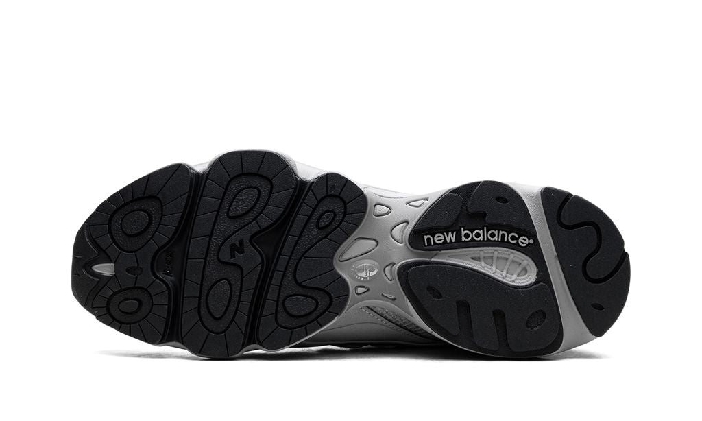 NB 1000 Silver Metalic Raincloud