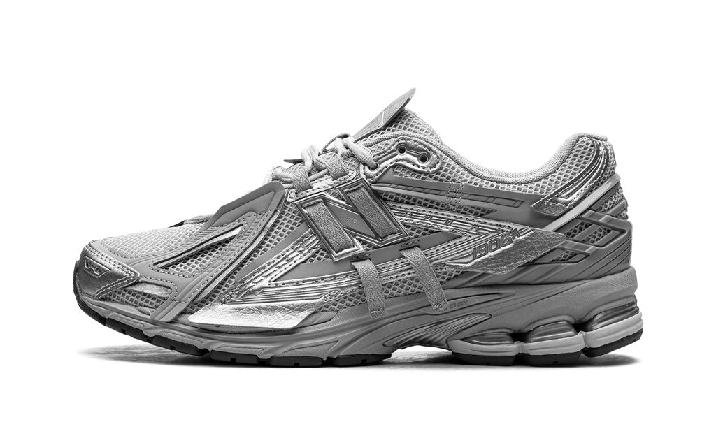 NB 1906R  1906A "Concrete Silver Metallic"