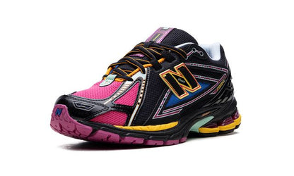 NB 1906R „Negru/Roz”