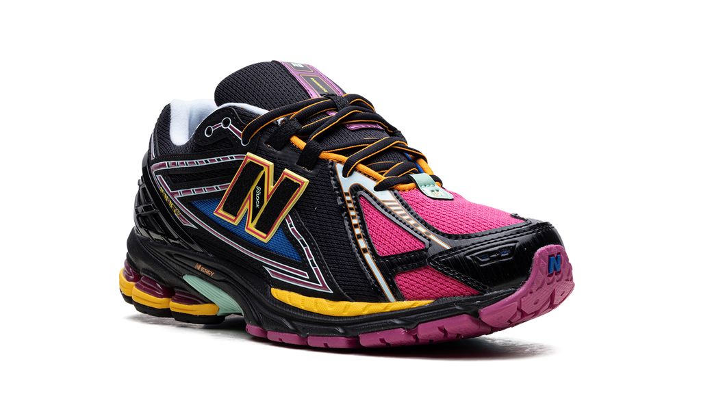 NB 1906R „Negru/Roz”