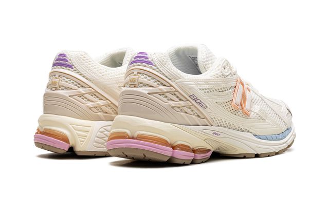 NB 1906R "Pink Sugar"