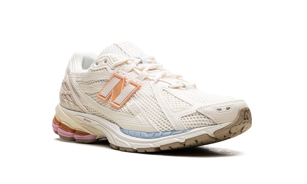 NB 1906R "Pink Sugar"