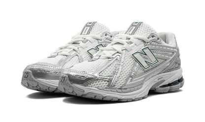 NB 1906R "SILVER METALLIC"
