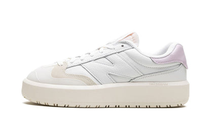 NB 302 "White Matte Pink"