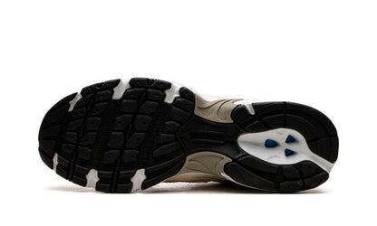 NB 530 ASOS Exclusive