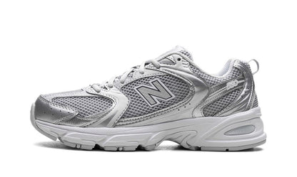 NB 530 Moonbeam Silver Metallic