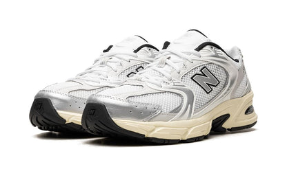 NB 530 White / Silver