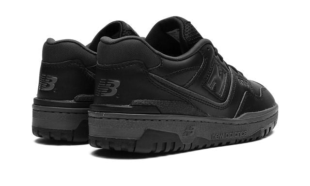 NB 550 Triple Black