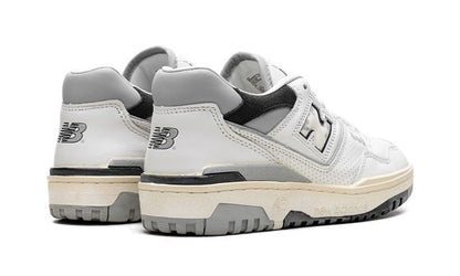 NB 550 VINTAGE WHITE BLACK