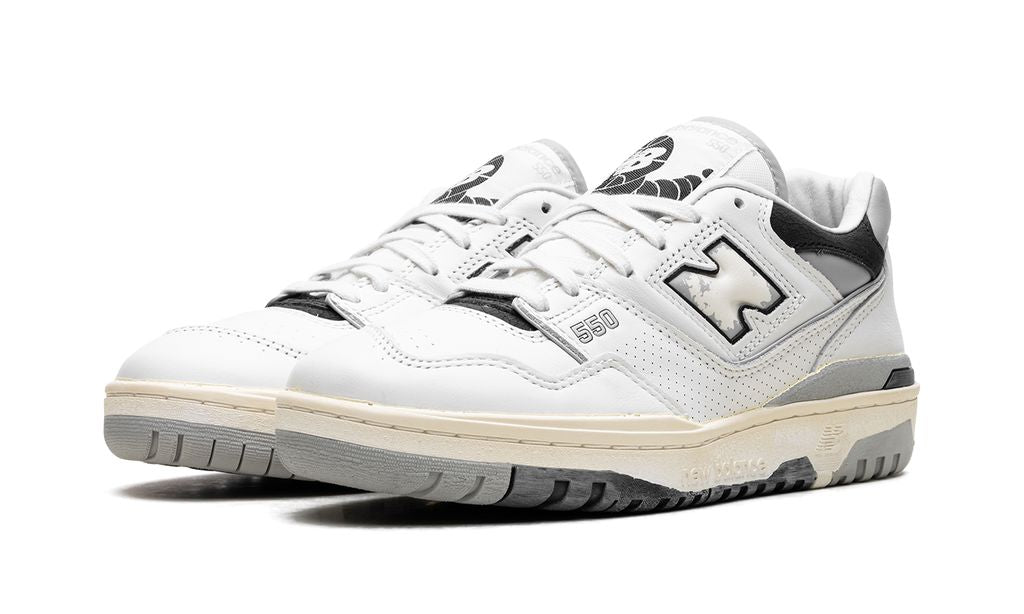 NB 550 VINTAGE WHITE BLACK