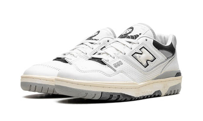 NB 550 VINTAGE WHITE BLACK