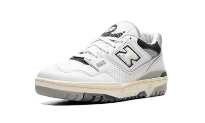 NB 550 VINTAGE WHITE BLACK